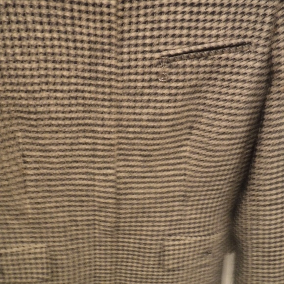 Woman's Wool Blazer - Picture 3 of 5